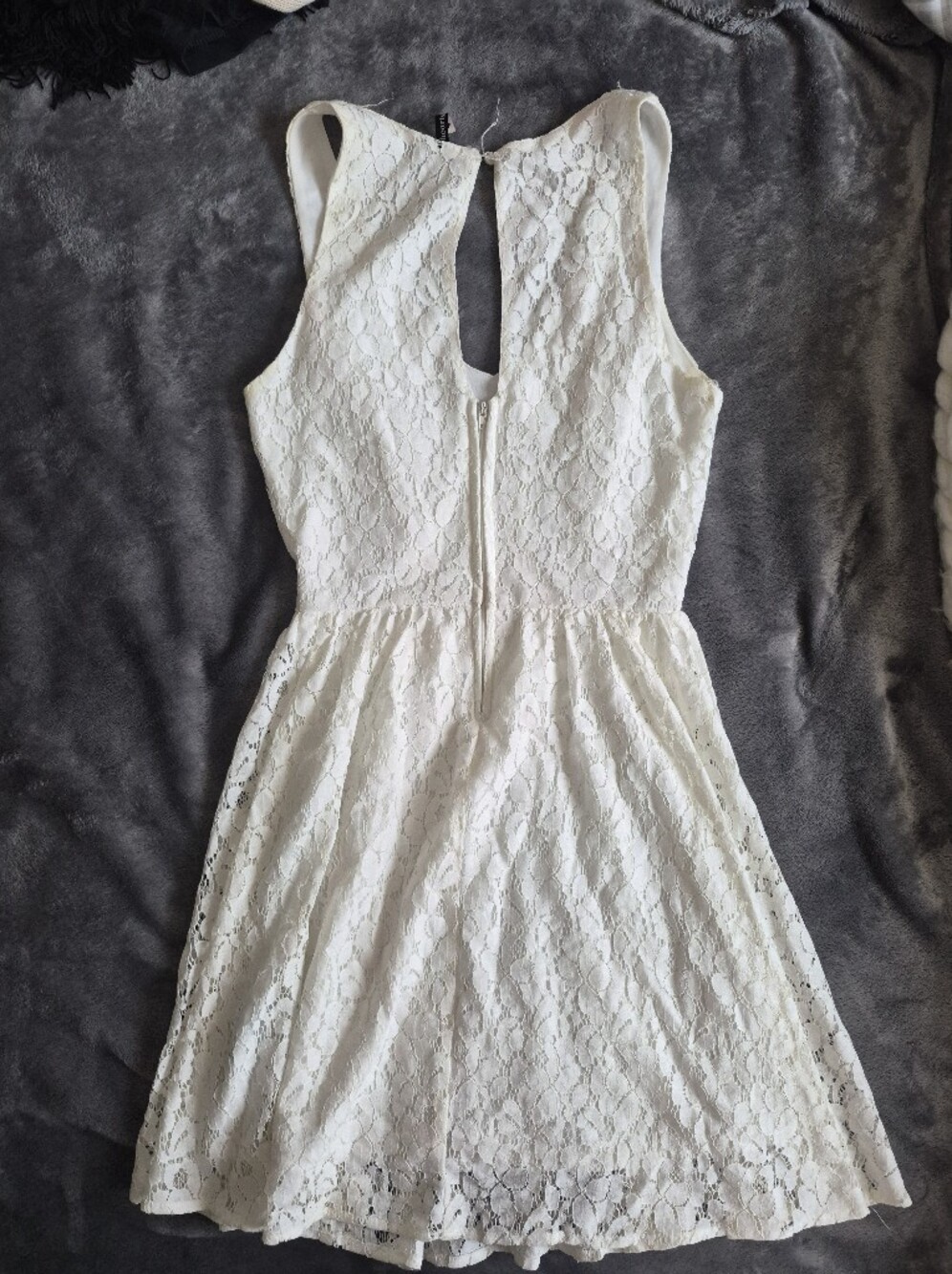 White Lace Chemise Slip with Delicate Overlay - Picture 2 of 6